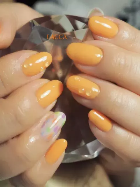 オフィスでもビーチでも映える プロがおすすめする18年夏ネイルデザイン特集 ローリエプレス オフィスでもビーチでも映える プロがおすすめする18年夏ネイルデザイン特集 ローリエプレス