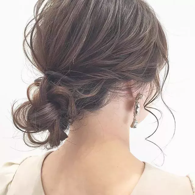 髪の量が少なくてもok ボリュームアップヘアアレンジ特集 ローリエプレス