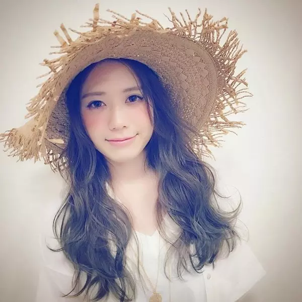 脱いでも崩れない 夏にぴったりの帽子ヘアアレンジ6選 ローリエプレス