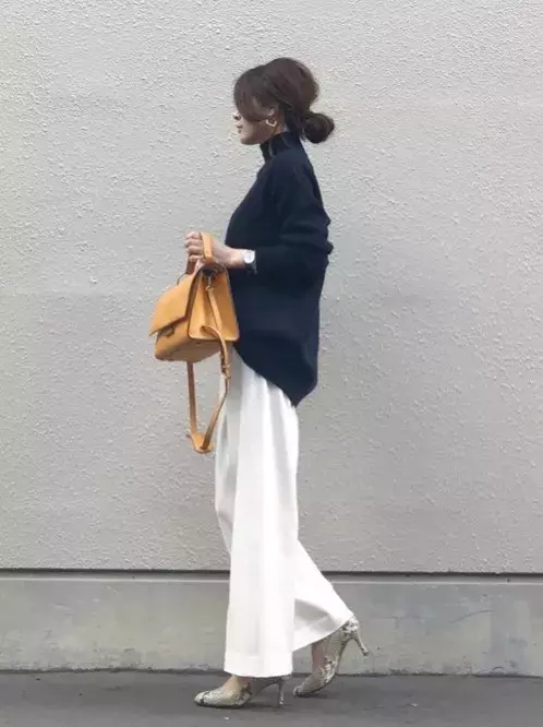 ゆるっとスタイルが大人っぽい 大人の魅力を高める抜け感コーデ5選 ローリエプレス