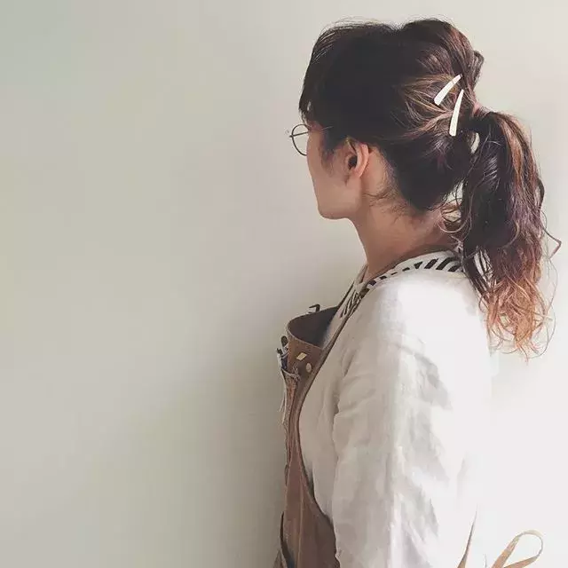 くせ毛をいかした髪型に 髪質にあうおしゃれヘアスタイル ローリエプレス