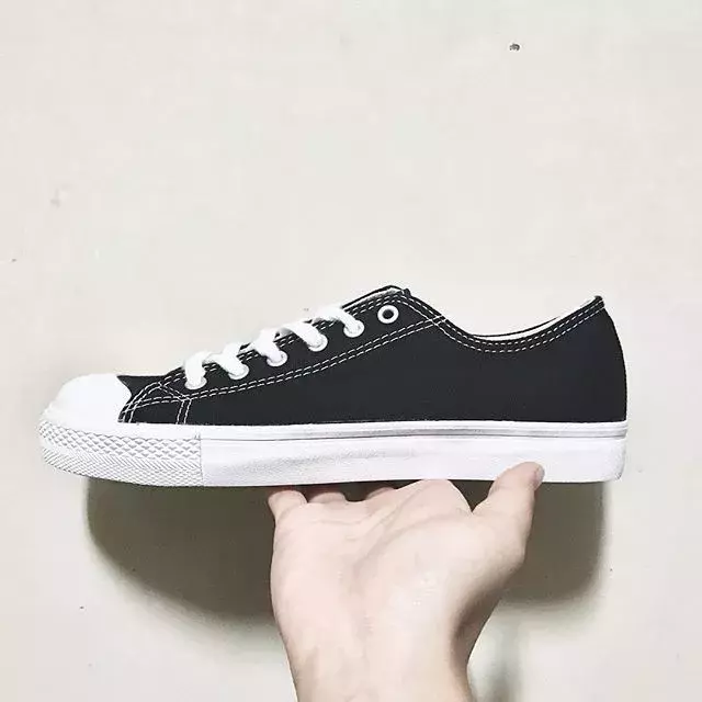 優秀過ぎて売り切れ続出 無印良品のスニーカーが話題に ローリエプレス 優秀過ぎて売り切れ続出 無印良品のスニーカーが話題に ローリエプレス