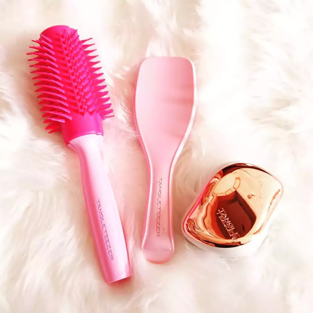 口コミで好評の魔法のヘアブラシ タングルティーザーはどれくらいサラサラになるの ローリエプレス