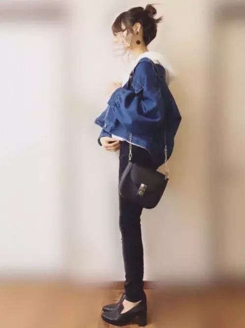 王道 デニムジャケット が今年も活躍 デニムジャケットを使ったトレンドコーデ5選 ローリエプレス