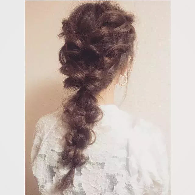 春おすすめのゆるふわヘアアレンジ9選 ショート セミロング ロング ローリエプレス