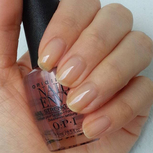 速乾ネイル でイライラとはおさらば セルフ派さんにおすすめのネイルポリッシュ6選 ローリエプレス 速乾ネイル でイライラとはおさらば セルフ派さんにおすすめのネイルポリッシュ6選 ローリエプレス