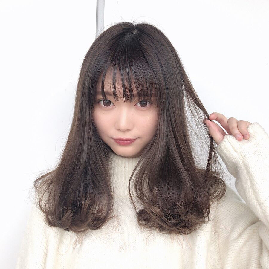 SNSで話題！スヌーピー巻きでフェミニンに♡簡単ヘアアレンジ&amp;ヘアカタログ ローリエプレス