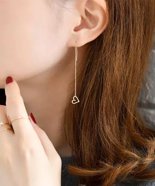 男性からも好印象 彼の視線をgetする大人っぽ可愛い揺れピアス9選 ローリエプレス