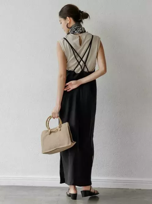 キャミワンピ を上品に着こなす かわいいロング丈ワンピースコーデ ローリエプレス