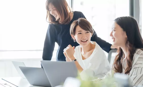 無意識だからグッとくる しっかり者に見えるけど実は繊細な女性がモテる理由4つ ローリエプレス