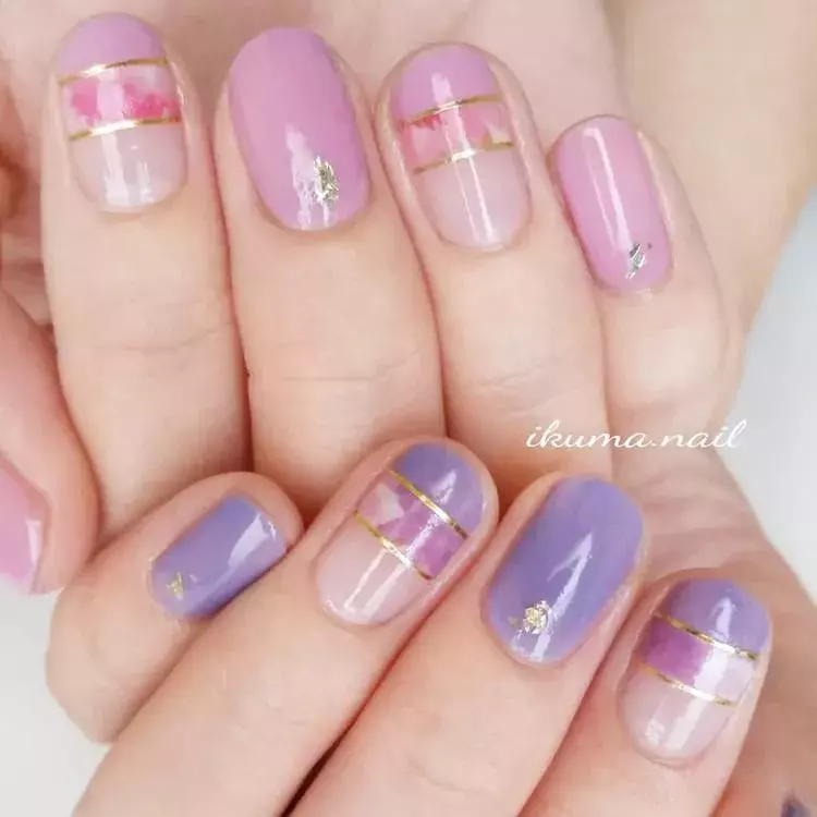 普通のフレンチに飽きたら 変形フレンチネイル がおすすめ 上品さのあるデザインで彼ウケも ローリエプレス