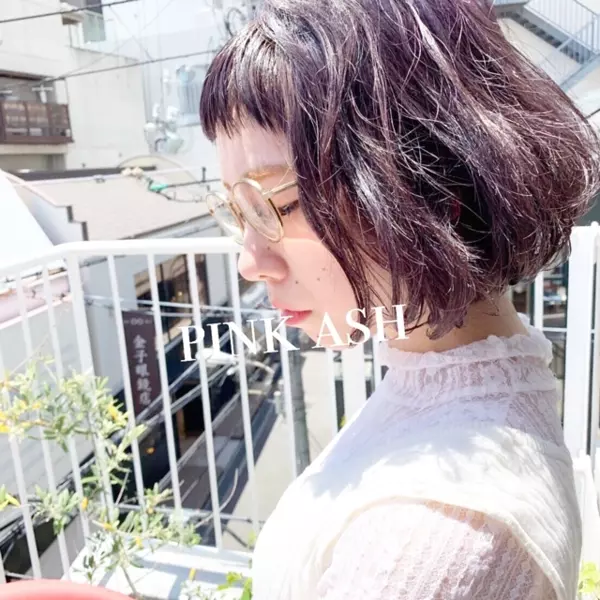 ナチュラル美人を目指すならこれ エアリーボブでこなれ感たっぷりの大人女子に ローリエプレス