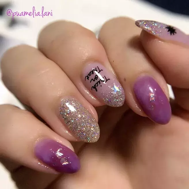 さりげないハロウィンネイル 派手すぎなくてかわいいネイルデザイン特集 ローリエプレス