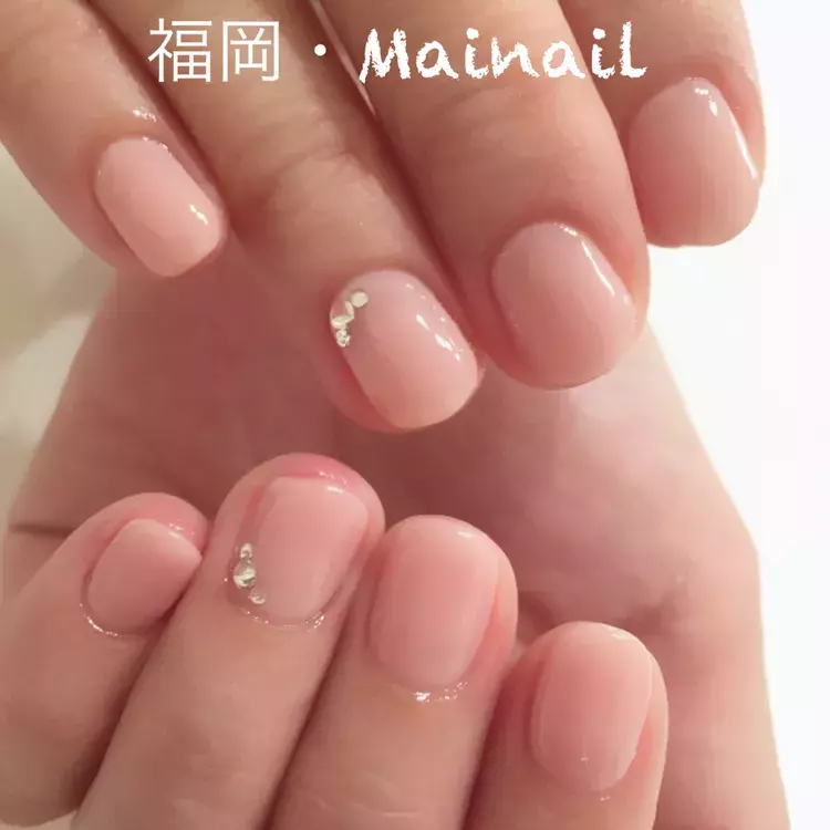 短い爪だってネイルを可愛くしたい 春にぴったりのショートネイル8選 ローリエプレス