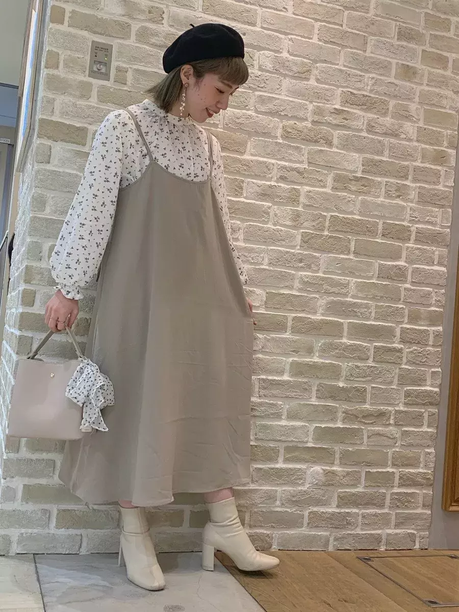 この春も キャミワンピ が活躍 デートにもぴったりの春コーデ5選 ローリエプレス この春も キャミワンピ が活躍 デートにもぴったりの春コーデ5選 ローリエプレス