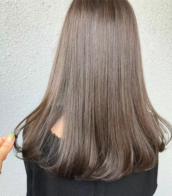 カラーで弱った髪をしっかり補修 ヘアカラーが欠かせない人におすすめのヘアケア商品４選 ローリエプレス