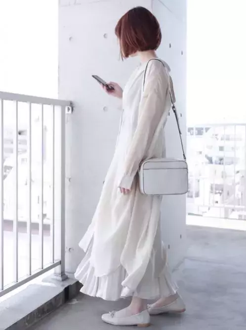 重ねるならスカートorボトムス この春注目のレイヤードスタイル5選 ローリエプレス