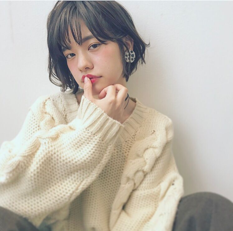 彼氏と"クリスマスデート"が決まっているけど髪型が決まらない！ デートにぴったりの最旬ヘア特集♡ ローリエプレス