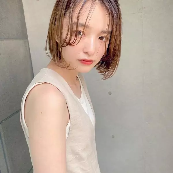 21年保存版 丸顔でも小顔に見える髪型はこれ 丸顔さんのokヘア Ngヘアをご紹介 ローリエプレス