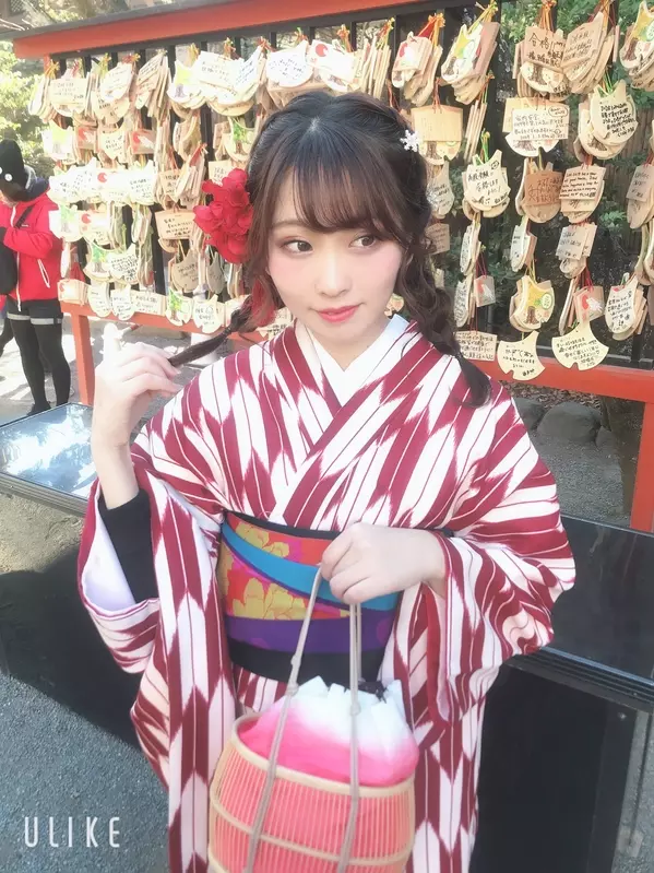 古典柄浴衣で街歩きしましょう ローリエプレス