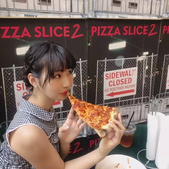 表参道でワンコインでお釣りがきちゃう絶品ピザ 店内もおしゃれでアガる ローリエプレス 表参道でワンコインでお釣りがきちゃう絶品ピザ 店内もおしゃれでアガる ローリエプレス