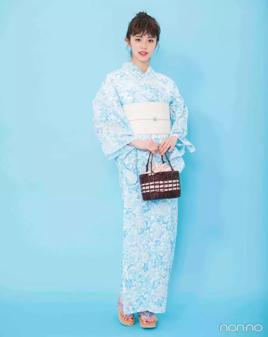 ゆかたと帯のおしゃれコーデ 大人っぽ 清楚が叶う水色 紺地4選 19年ゆかた特集 ローリエプレス ゆかたと帯のおしゃれコーデ 大人っぽ 清楚が叶う水色 紺地4選 19年ゆかた特集 ローリエプレス