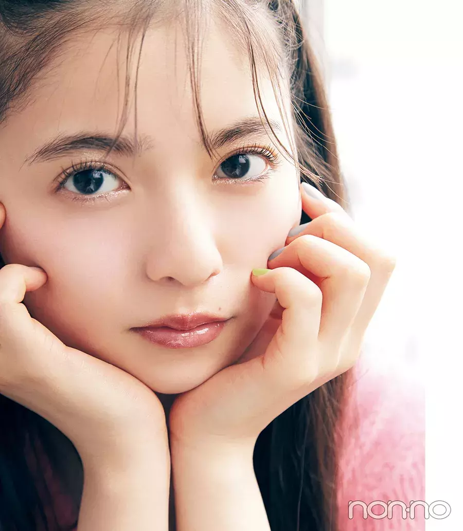 齋藤飛鳥の秋メイク ピュアな透けキラ感で繊細な女の子に ローリエプレス