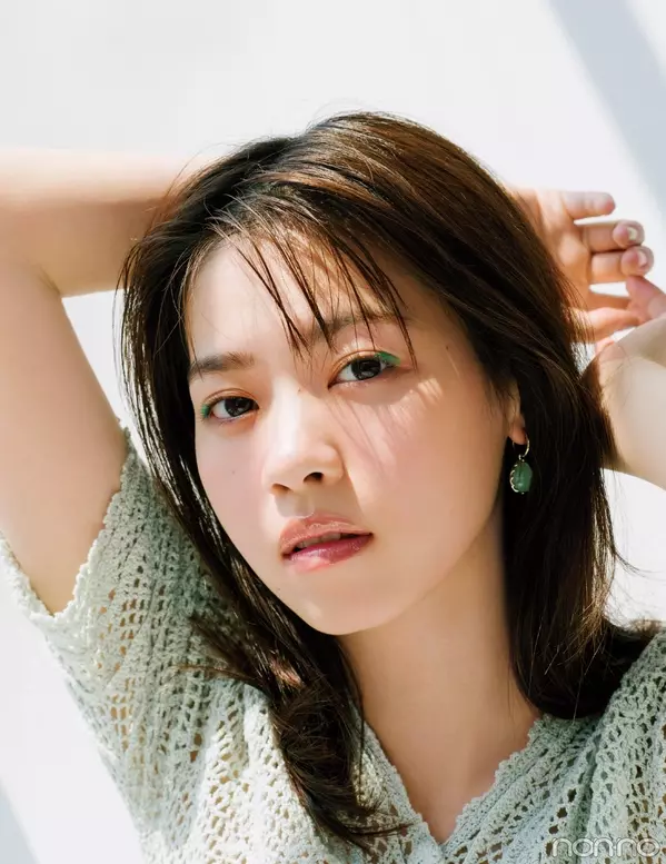 西野七瀬の目尻にミントカラーで 夏のー２ メイク ローリエプレス