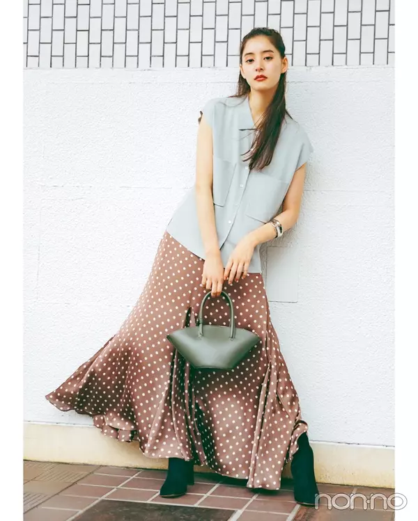 新木優子 新しいこと始まる秋服 スカートはロング丈で華やかに ローリエプレス