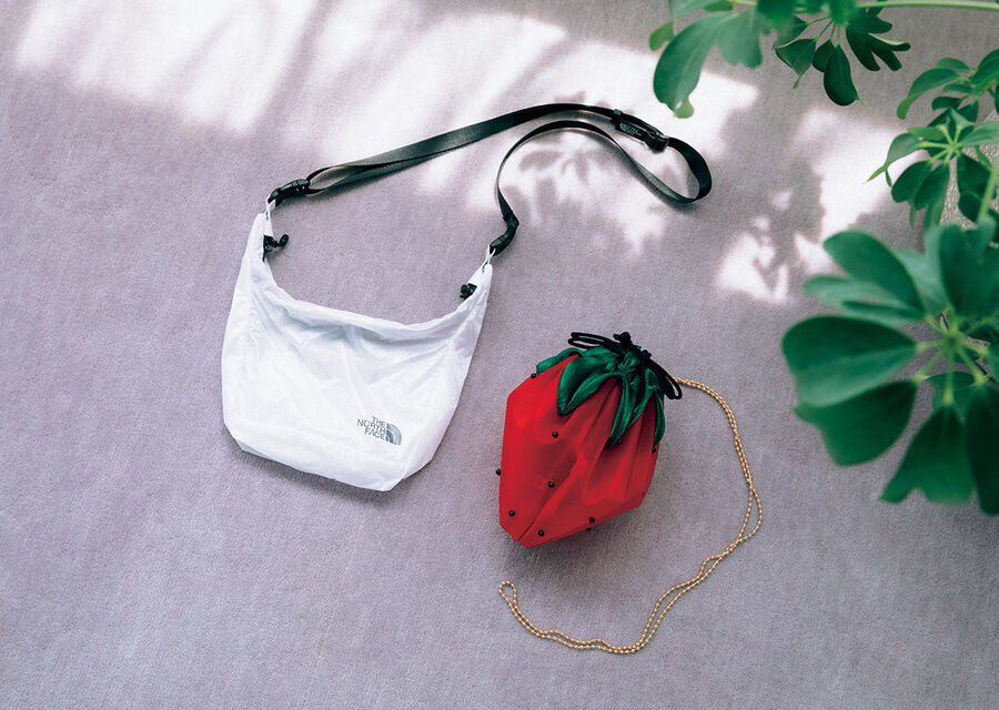 【人気ブランドの夏ポシェット】PVC、ラフィア…鮮度が上がるミニバッグの3枚目の画像