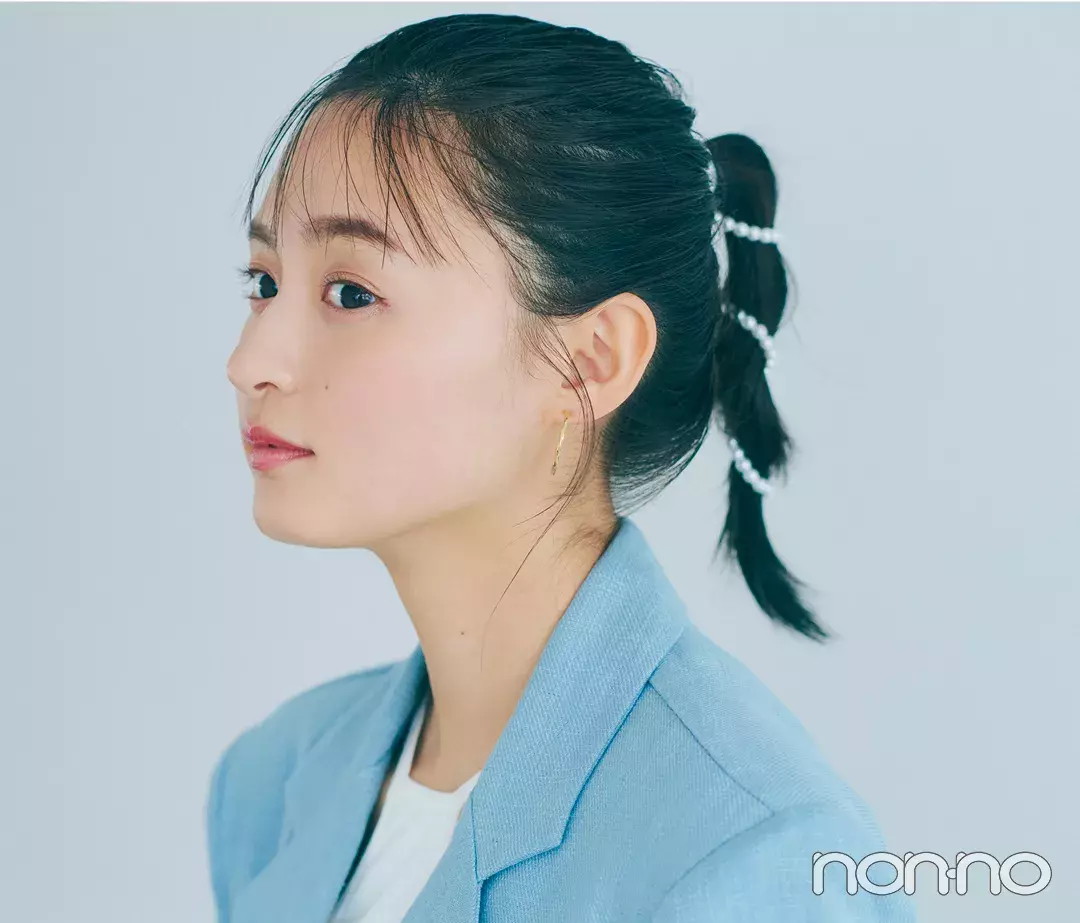 失敗しない今っぽポニーテールの作り方 ワイヤーアクセで簡単ヘアアレンジ ローリエプレス