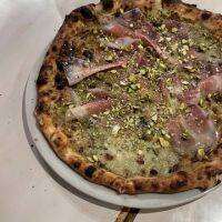 【兵庫・三宮】ピスタチオのピザが絶品！神戸の有名店『PIZZERIA AZZURRI』