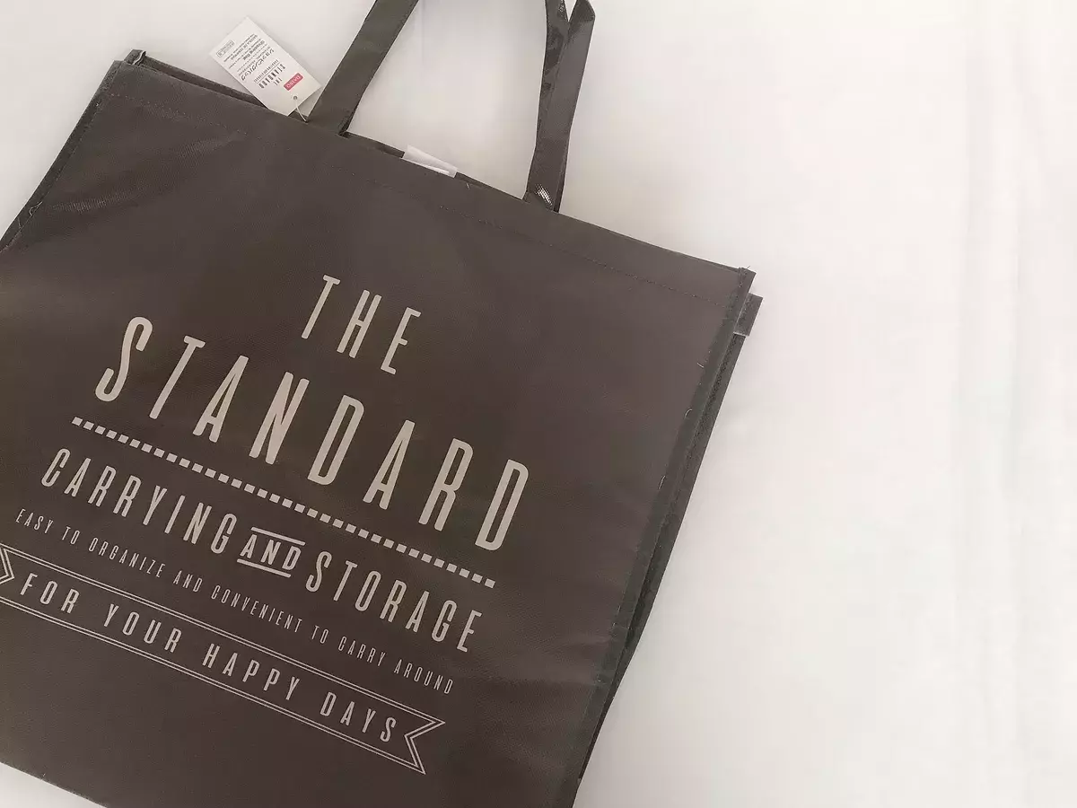 ダイソー 安くてオシャレ 持ってて便利なトートバッグ ローリエプレス