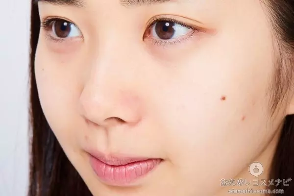 毛穴レスな美肌を叶える部分用化粧下地 マジョリカ マジョルカ ポアレスフリーザー で毛穴 テカリの目立たないサラサラ肌が続く ローリエプレス