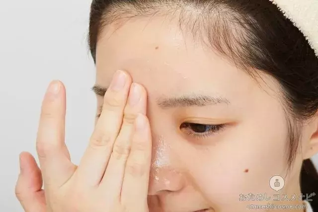 毛穴悩みをスッキリ解消 小鼻の角栓 黒ずみを大掃除してノーファンデでも美肌に ローリエプレス