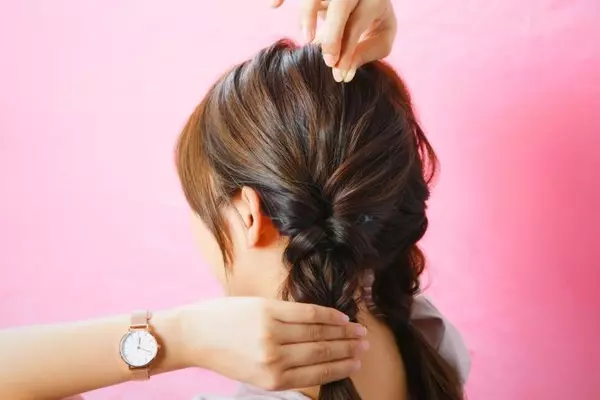 簡単可愛い くるりんぱツインテールのやり方 ローリエプレス