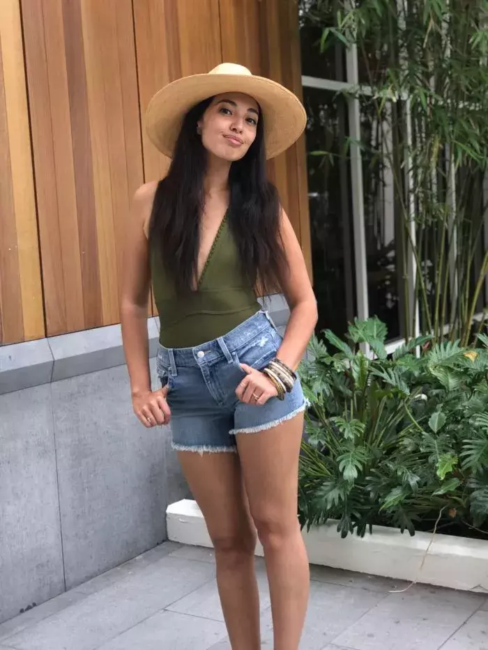 新連載 ハワイ在住モデル サーシャのロコガールファッション通信 Vol 1 ローリエプレス