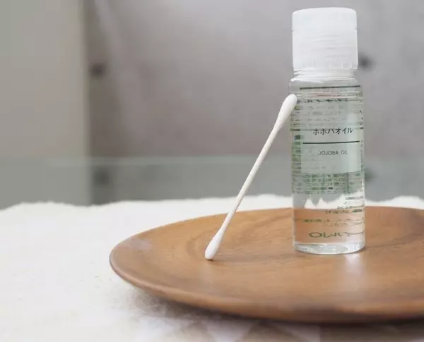 コレで毛穴消滅へ 編集者愛用の毛穴黒ずみ 角栓コスメ大公開 ローリエプレス