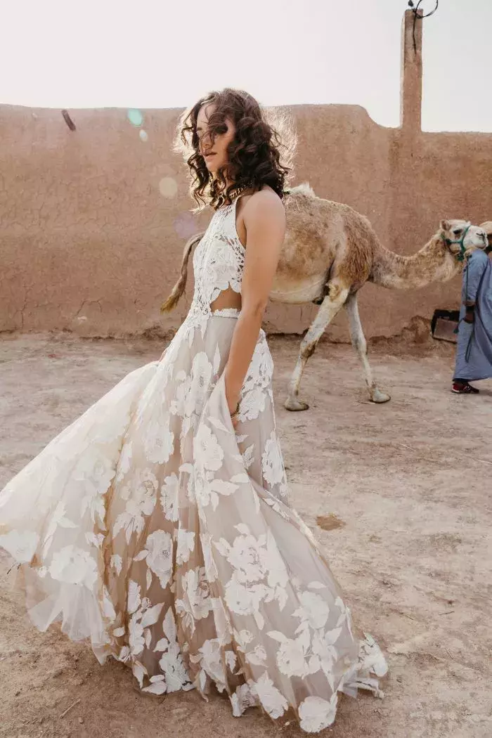 プレ花嫁必見 ガーデンウエディングにおすすめのおしゃれドレス6選 ローリエプレス