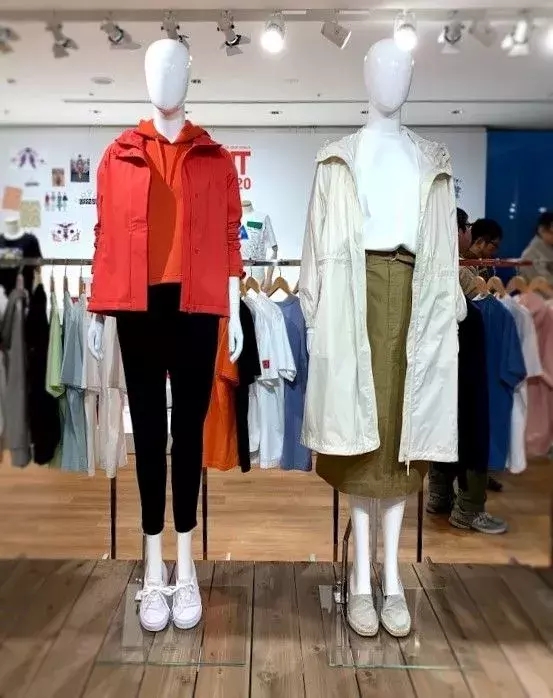 ユニクロ春夏展示会レポ 1 990ワンピにユニクロ ユーの水着もいち早く紹介 ローリエプレス