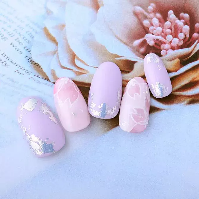 入学式やお花見に 最旬桜ネイルデザインまとめ ローリエプレス 入学式やお花見に 最旬桜ネイルデザインまとめ ローリエプレス