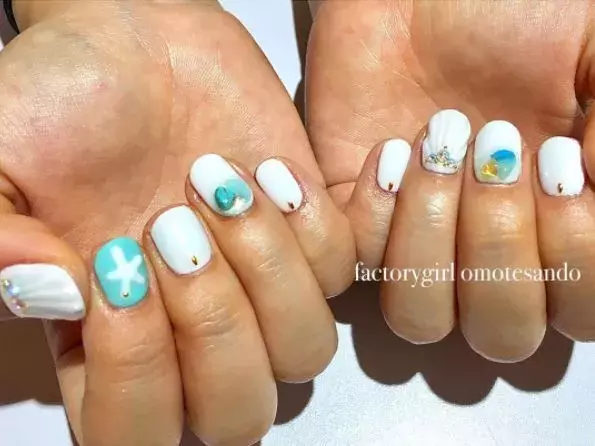 夏本番 水着に映える海 プールネイルデザイン８tips ローリエプレス