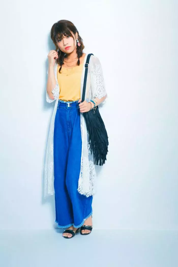 ヒールを使わずスタイルアップ 福山あさき さんのプチプラコーデ ローリエプレス