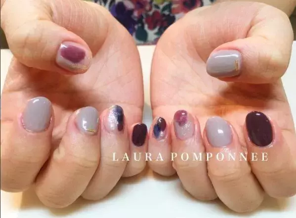 17秋 はかなげでかわいい ニュアンスネイルデザインまとめ ローリエプレス