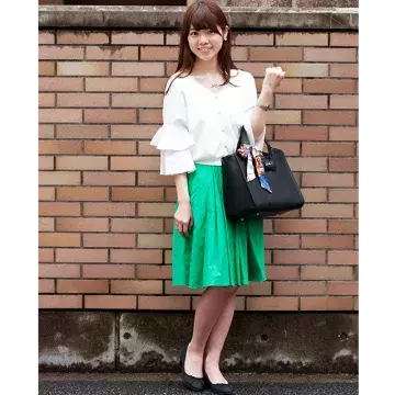 おしゃれで可愛い女子大学生の 夏 の通学コーデって ローリエプレス おしゃれで可愛い女子大学生の 夏 の通学コーデって ローリエプレス