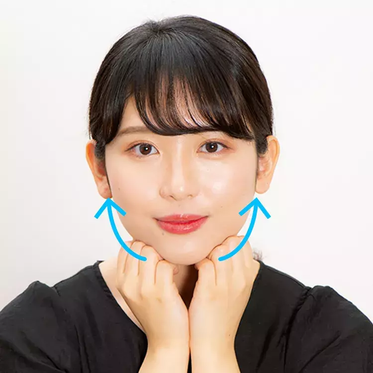 プロに聞いた エラ 二重あごもスッキリなむくみ解消リンパマッサージ ローリエプレス