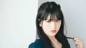 乃木坂46大園桃子ちゃんの清楚ヘア 3分で出来る ねじりアレンジ ローリエプレス