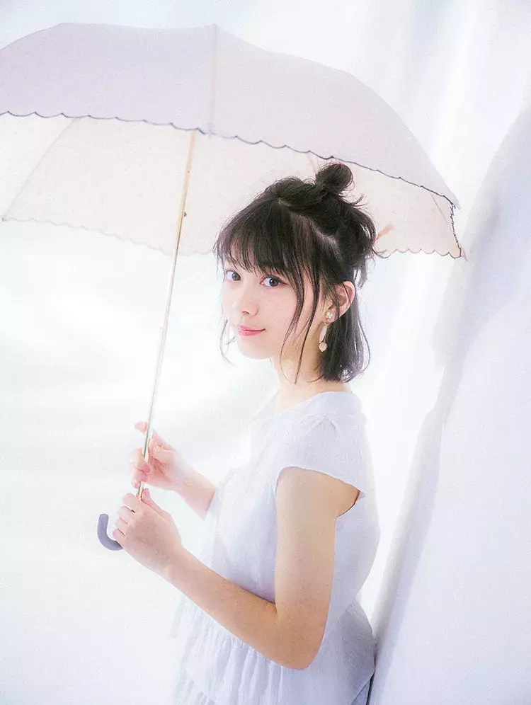 雨の日が楽しくなる 美人見えする おしゃれ傘 3選 ローリエプレス