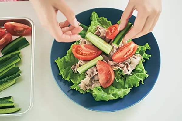 彼氏や家族に作ってあげたい 豚しゃぶと夏野菜 のヘルシーレシピ ローリエプレス