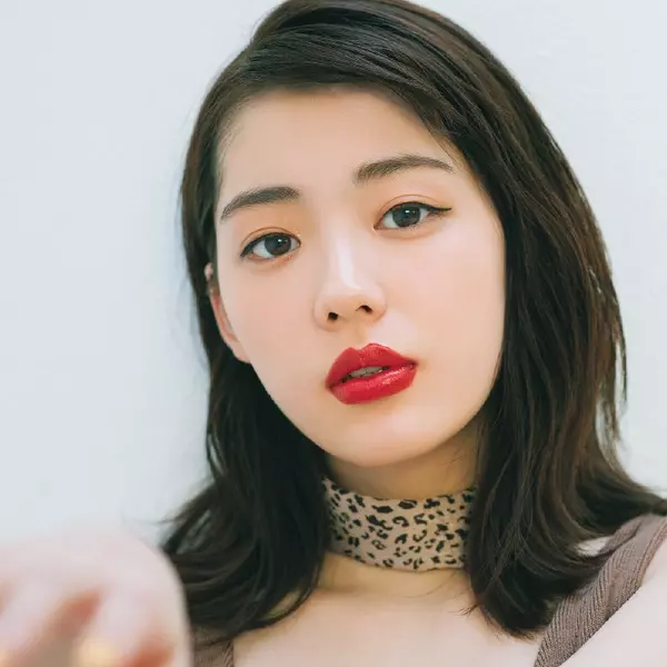 船底塗り オーバーリップetc 最旬リップの塗り方3選 印象を変えるコツは ローリエプレス